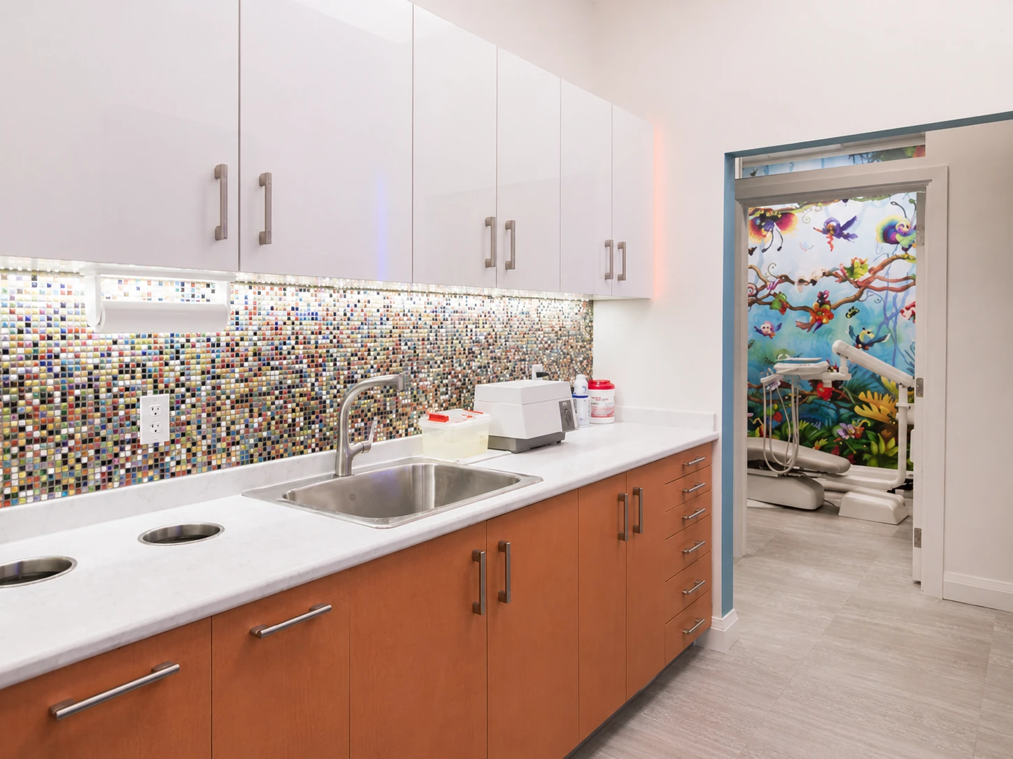 Sterilization area with a colourful mosaic backsplash
